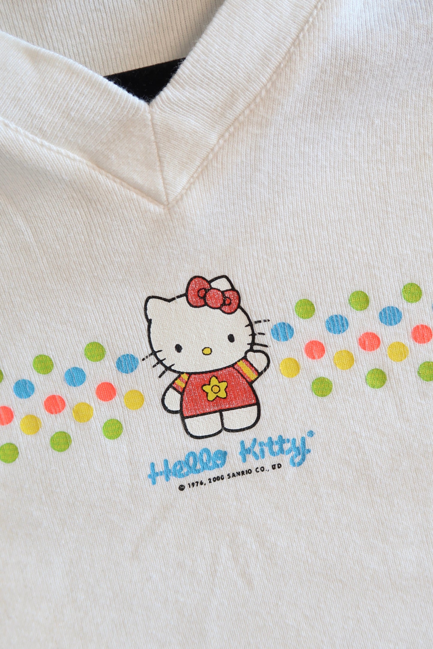 VINTAGE HELLO KITTY T-SHIRT