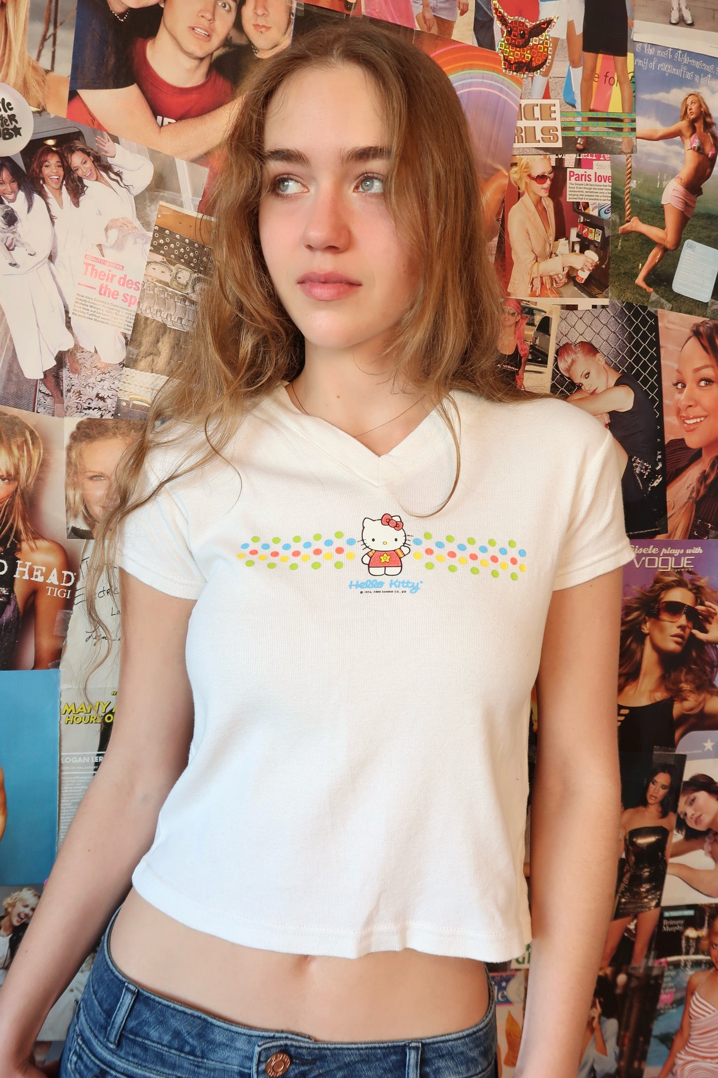 VINTAGE HELLO KITTY T-SHIRT