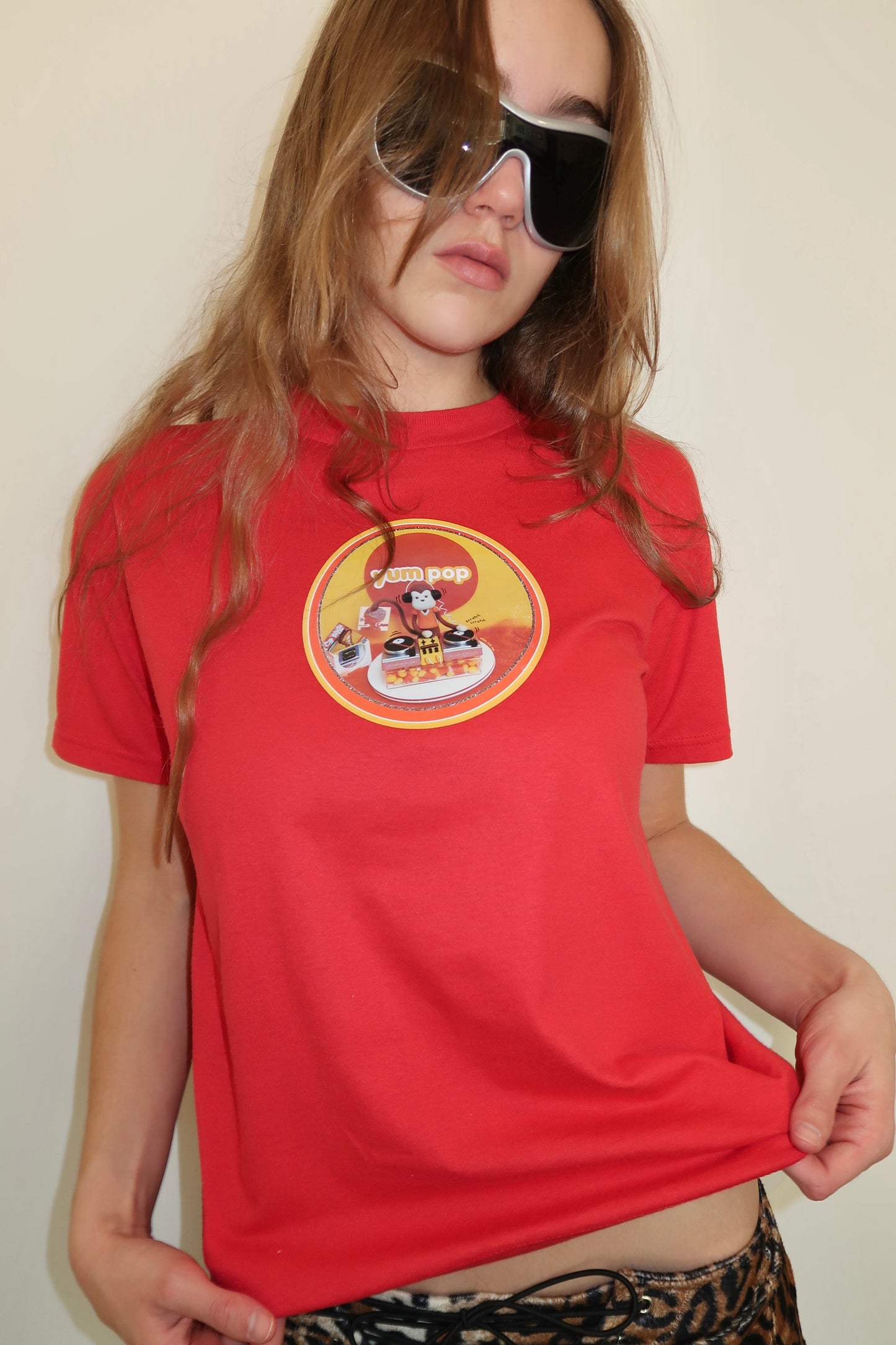 VINTAGE YUM POP DJ T-SHIRT