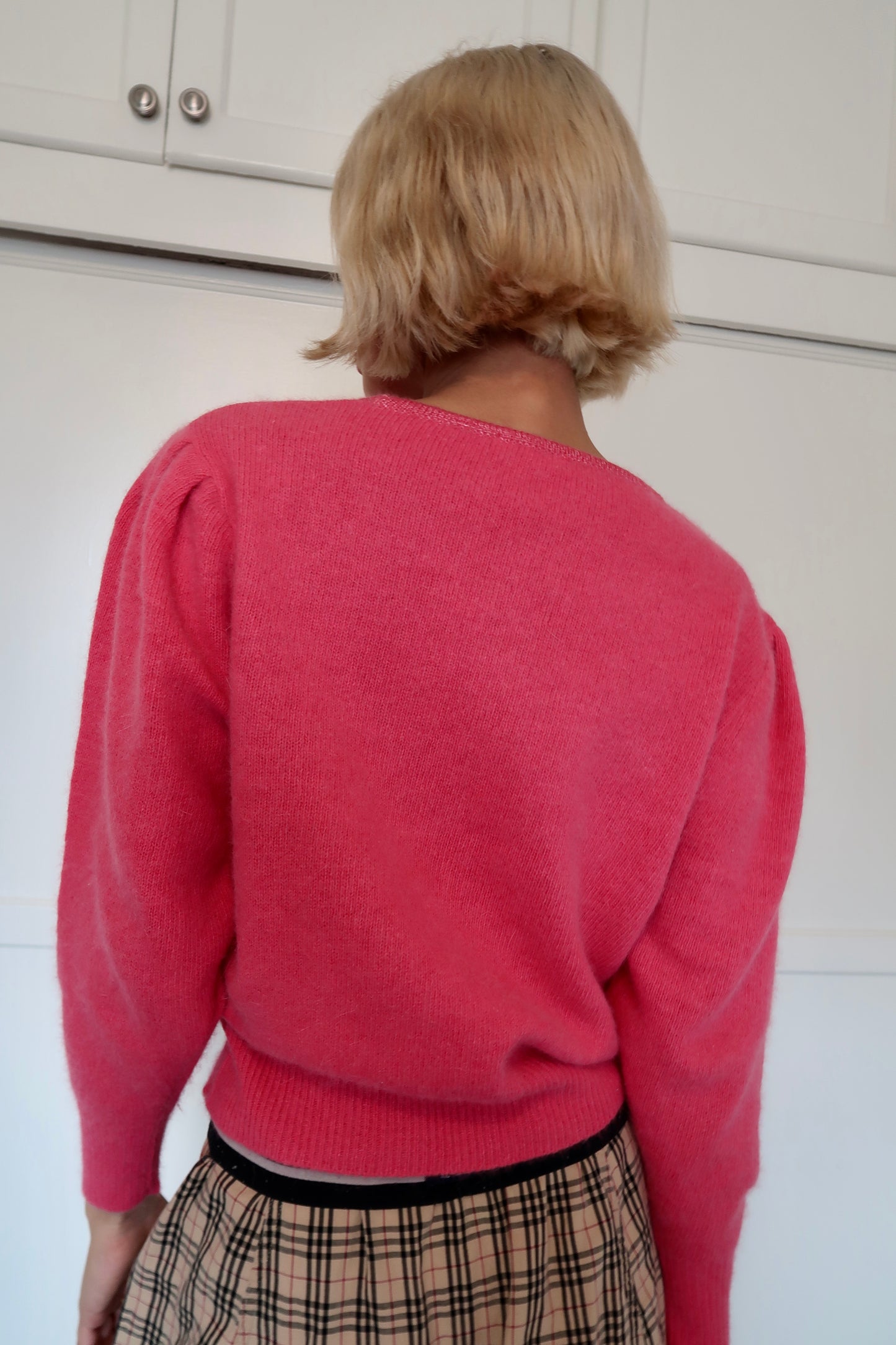 SWEETHEART SWEATER