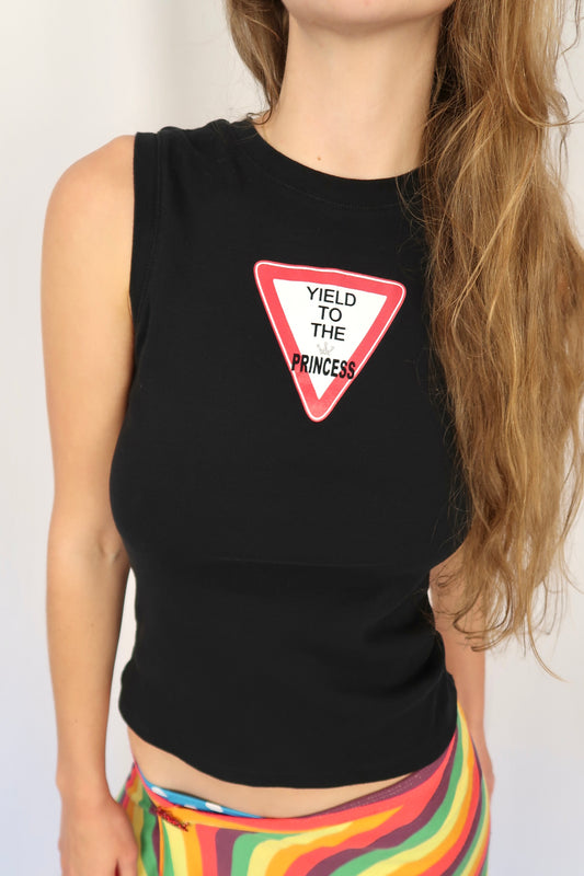VINTAGE YIELD 2 THE PRINCESS TOP