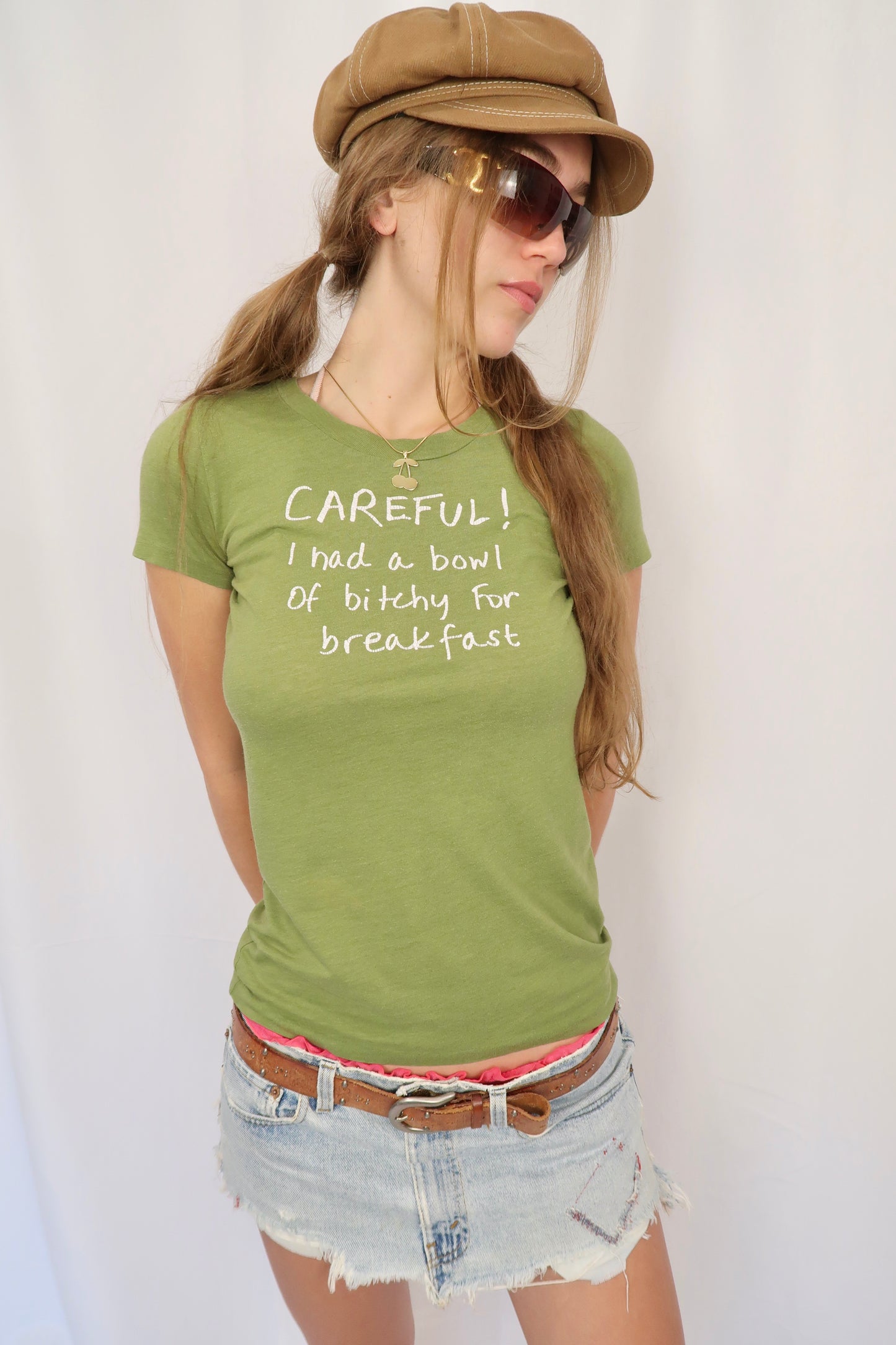 ABERCROMBIE & BITCH T-SHIRT