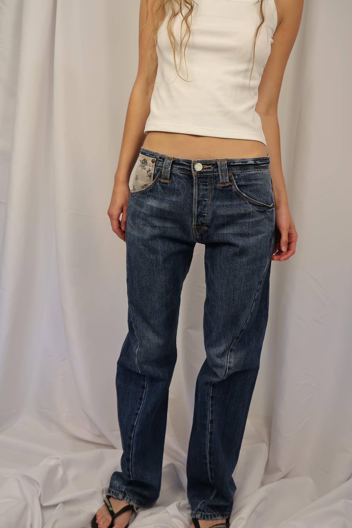 VINTAGE PIRATE BOOTY ENGINEERED LEVIS