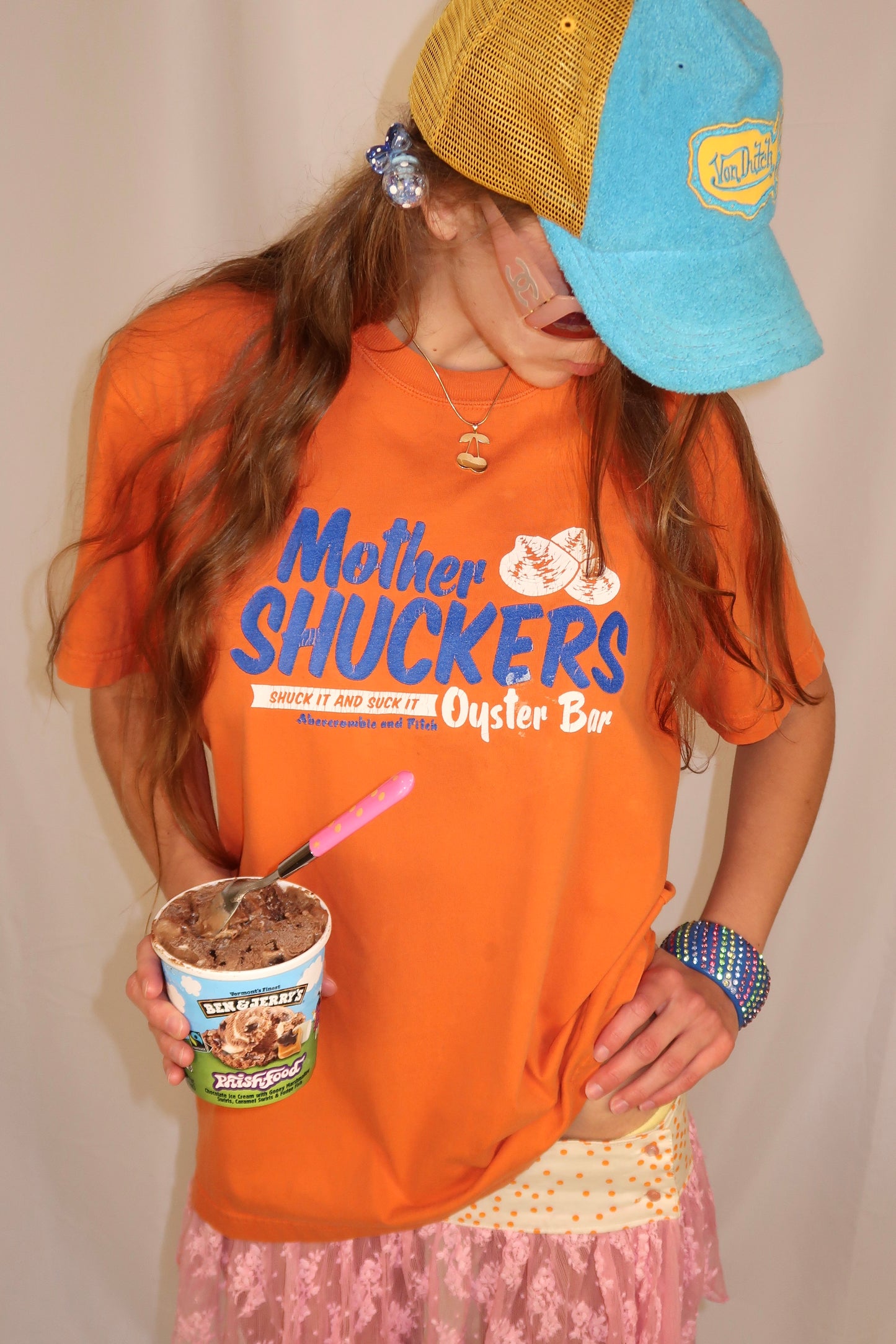 VINTAGE ABERCROMBIE MOTHER SHUCKERS T-SHIRT