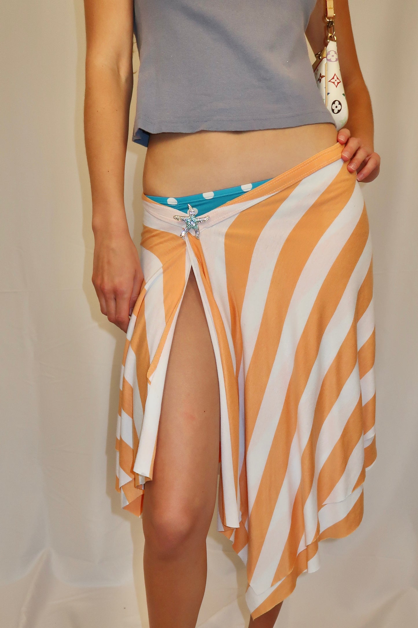 VINTAGE WHAT THE SHELL SKIRT