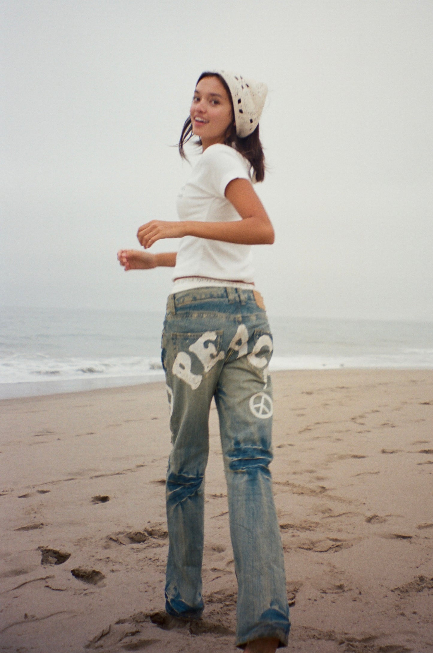 VINTAGE PEACE OUT JEANS