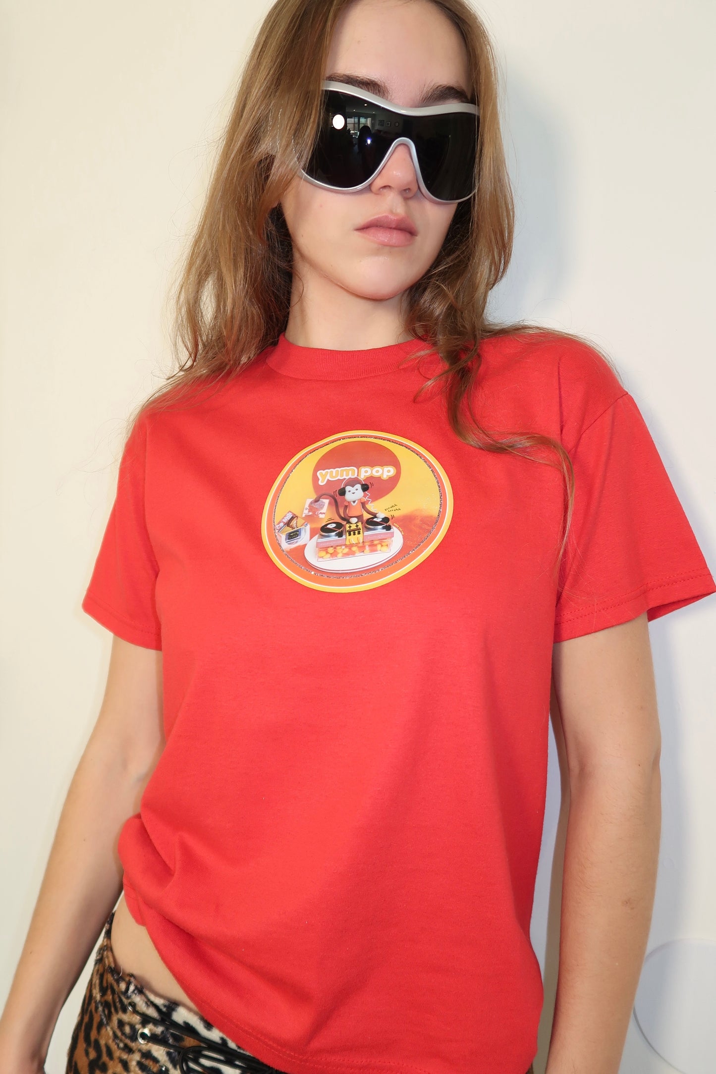 VINTAGE YUM POP DJ T-SHIRT