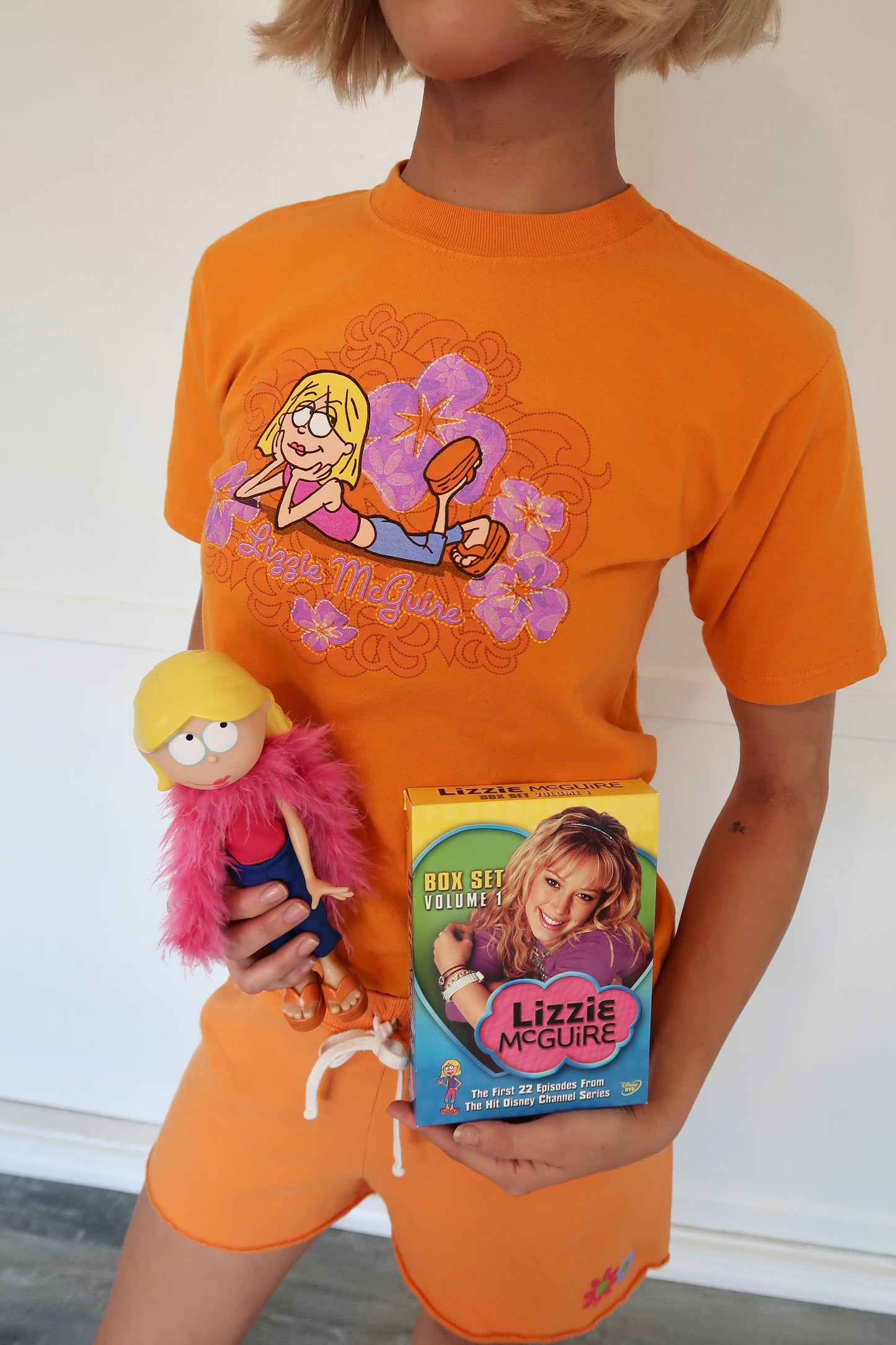 LIZZIE MCGUIRE PJ SET + BOOK