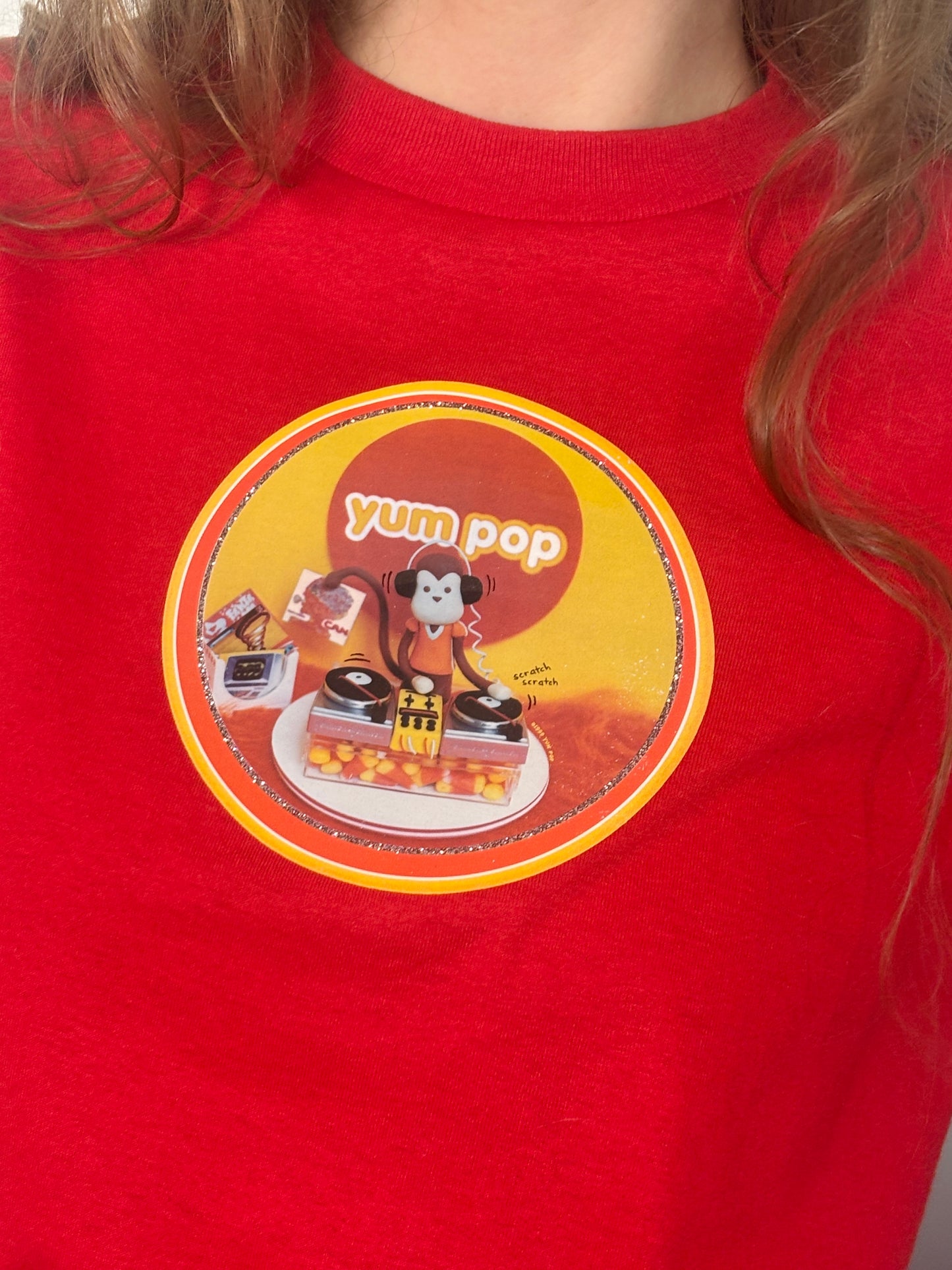 VINTAGE YUM POP DJ T-SHIRT
