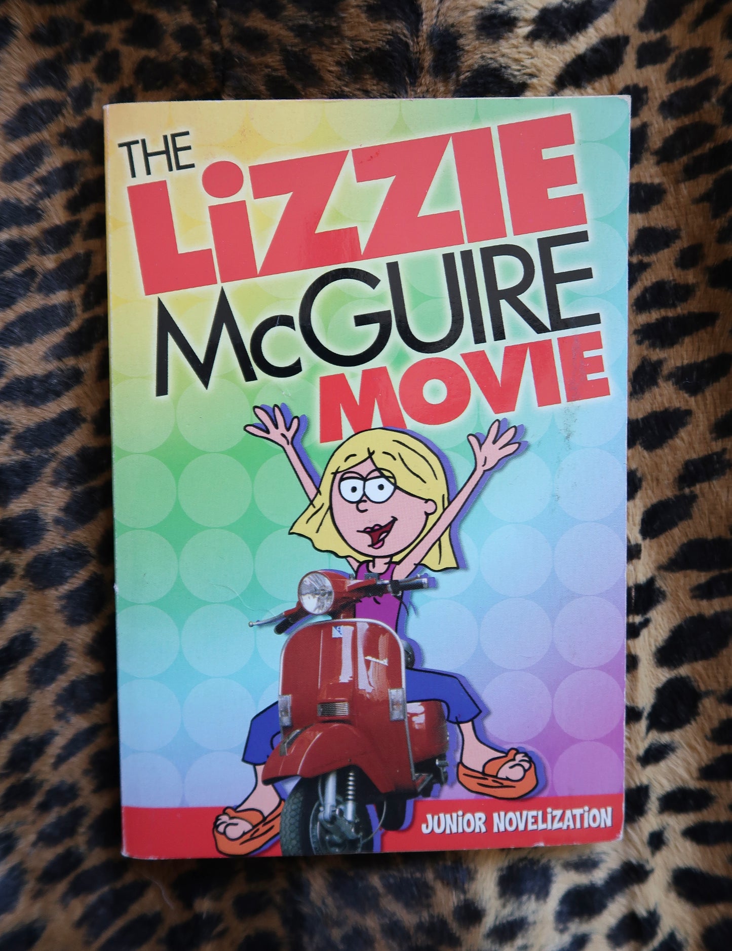 LIZZIE MCGUIRE PJ SET + BOOK