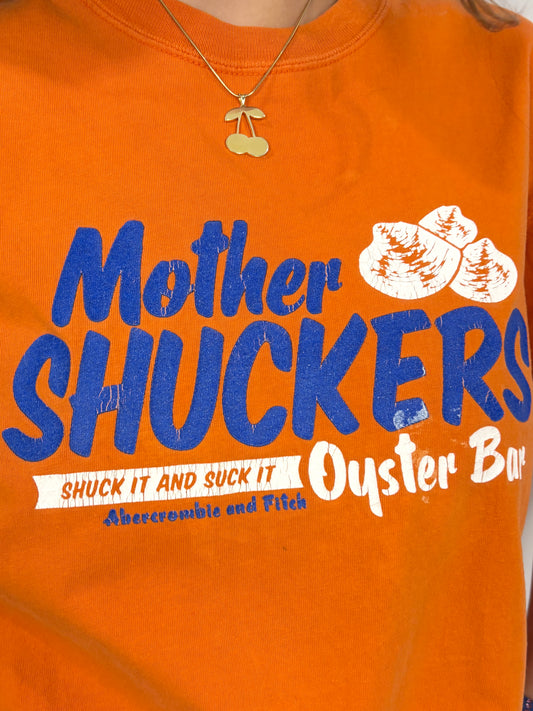 VINTAGE ABERCROMBIE MOTHER SHUCKERS T-SHIRT