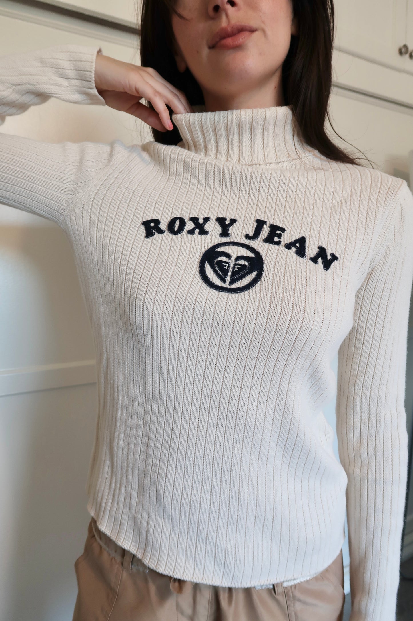 VINTAGE ROXY SWEATER